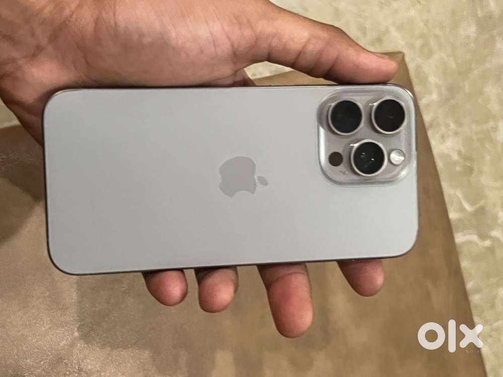 iphone15 pro max 256 natural titanium