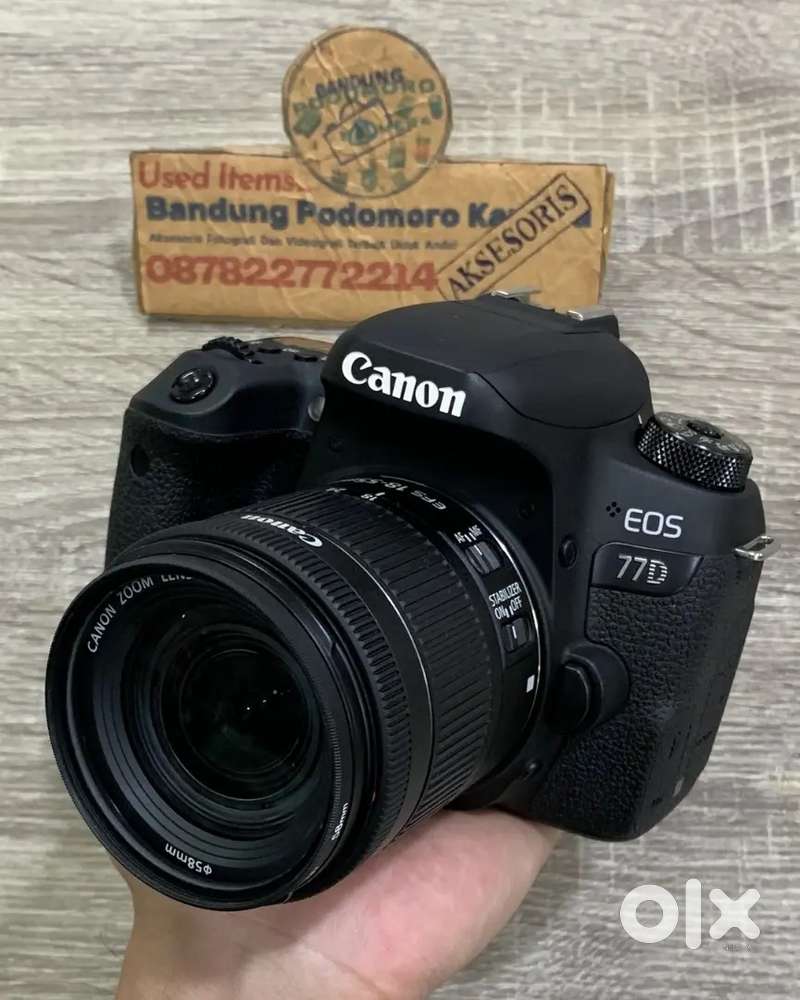 Canon EOS 77D