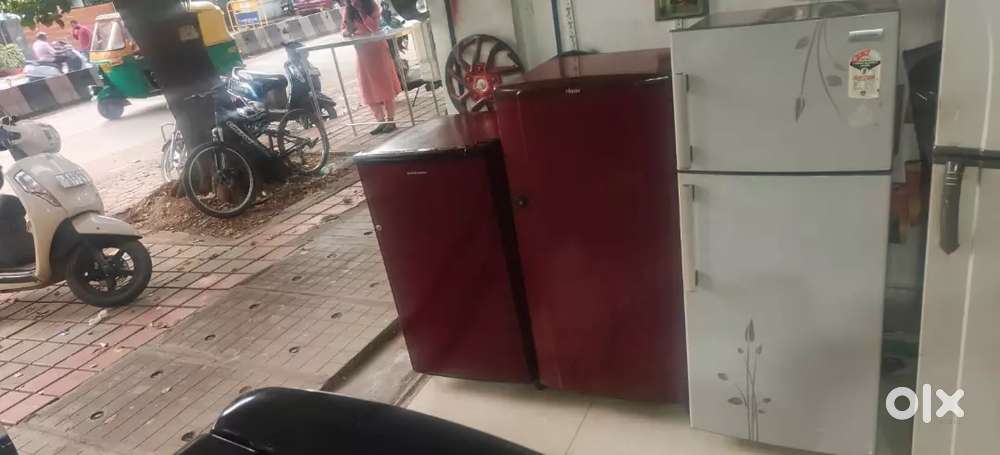 KELVINATOR SINGLE DOOR & VIDEOCON DOUBLE DOOR FRIDGE