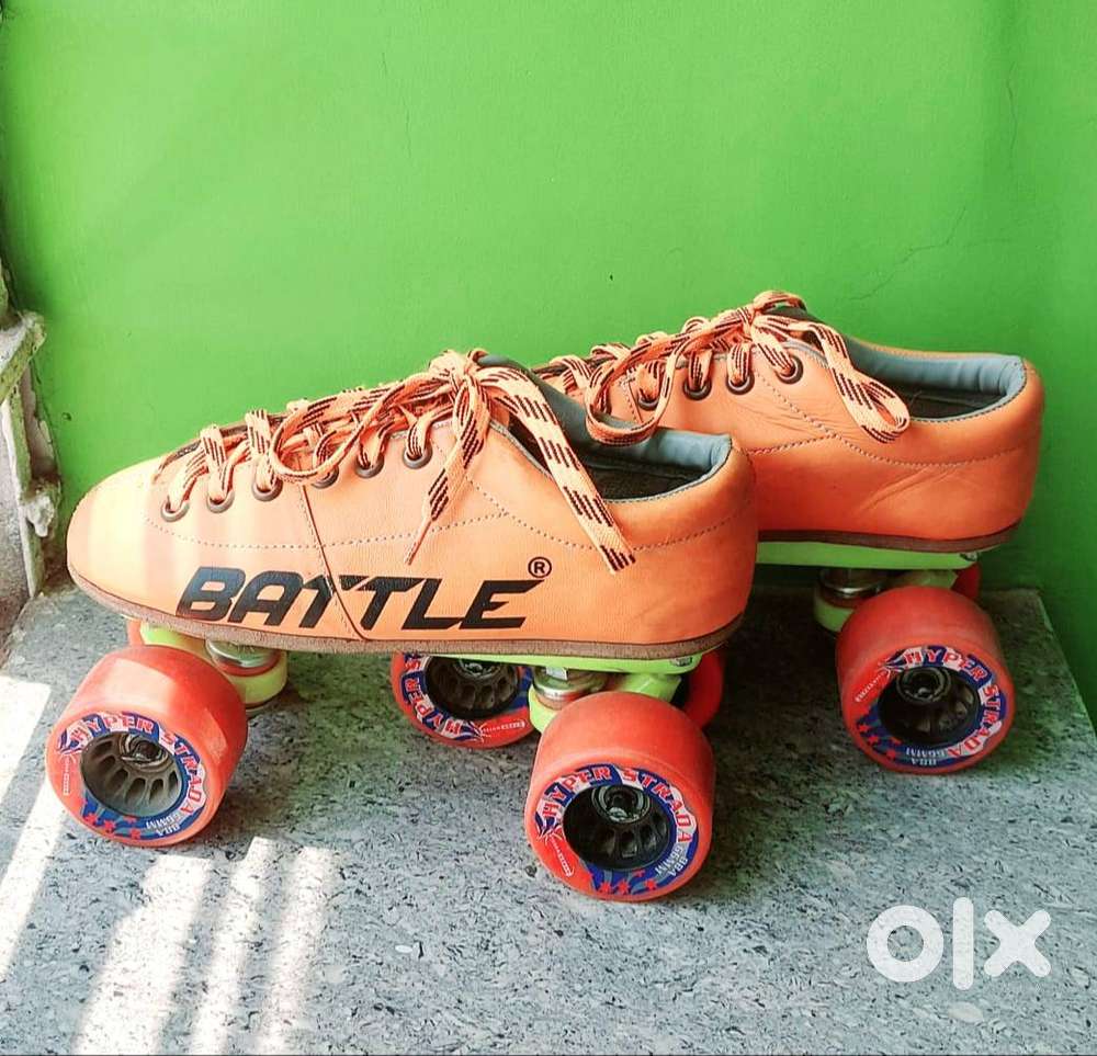 ROLLER SKATES FOR SALE