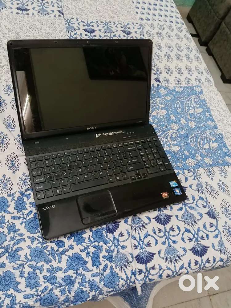 Sony laptop,6gb ram,i3