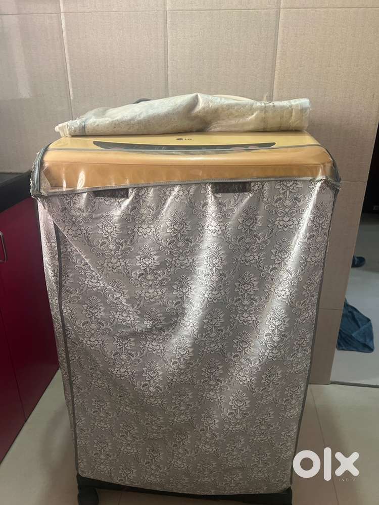 LG SEMIAUTOMATIC WASHING MACHINE