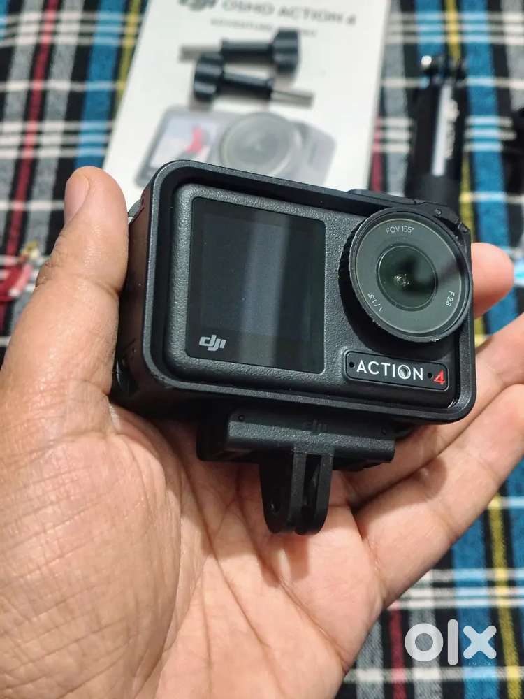 DJI Osmo Action 4 Adventure combo
