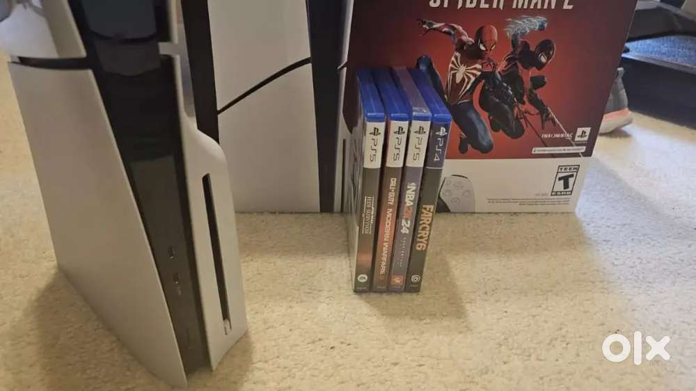 Sony PS5 Slim Blu-Ray Edition Controllers games included 1TB