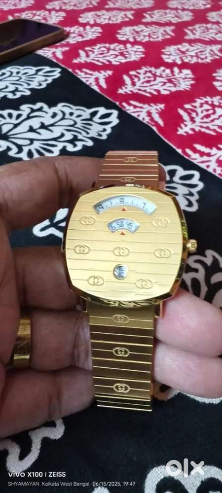Gucci mens watch