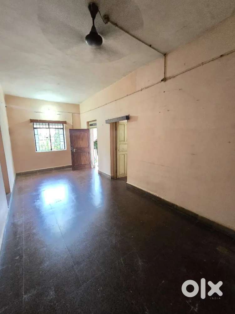 1 BHK for Rent Near Vespa Showroom