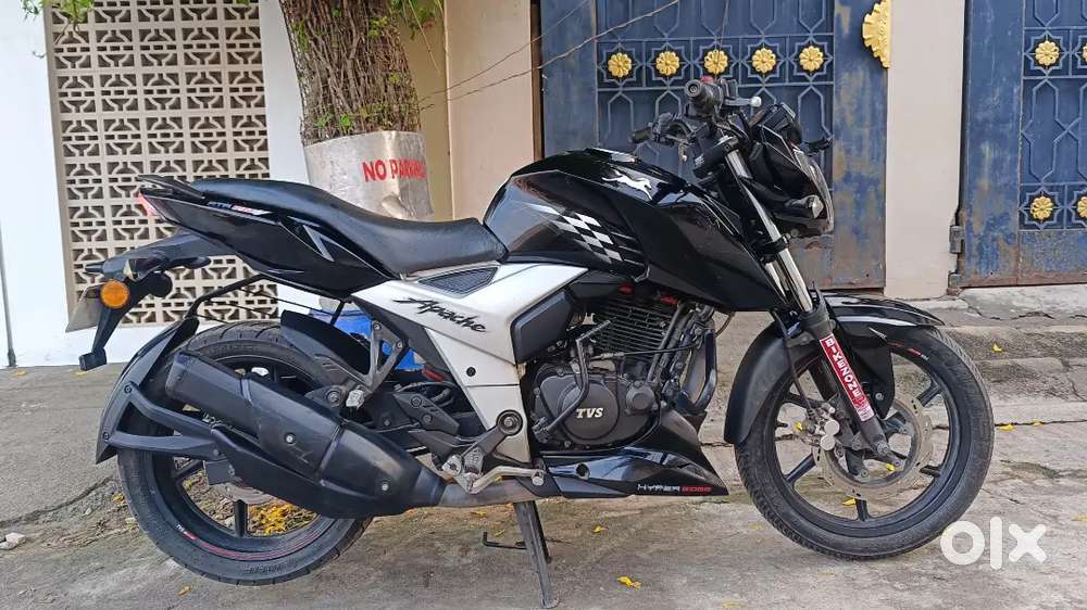 TVS Apache RTR 160 4v