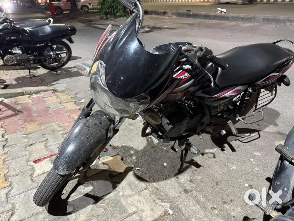 Bajaj Discover 100 CC
