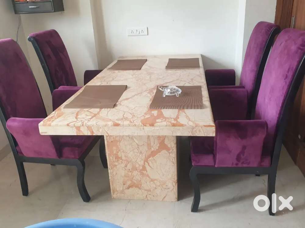 SELLING ROYAL SITTING CHAIRS WITH IMPORTED MARBLE DINNING TABLE