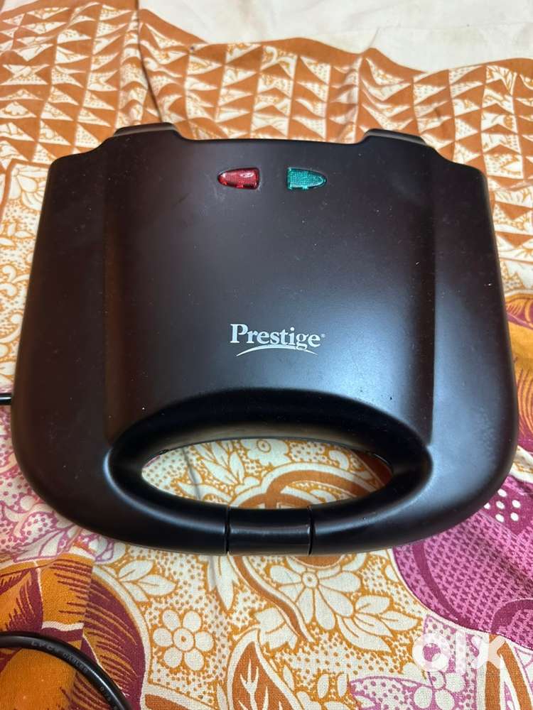 Bread Toaster