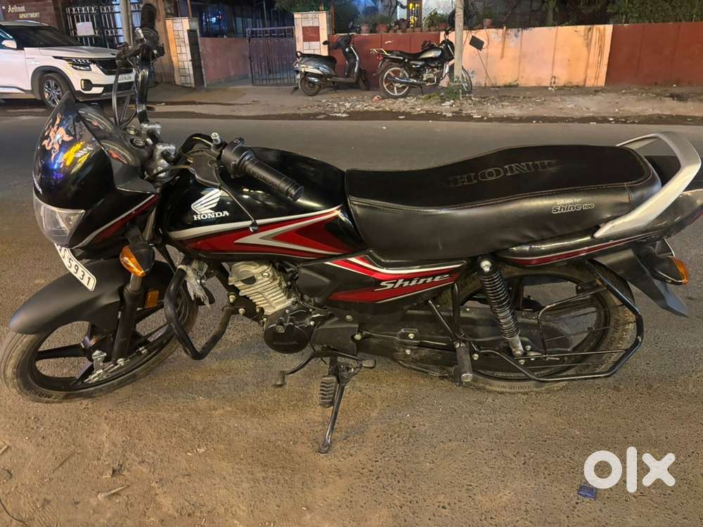 Honda Shine 2025  model excellent condition