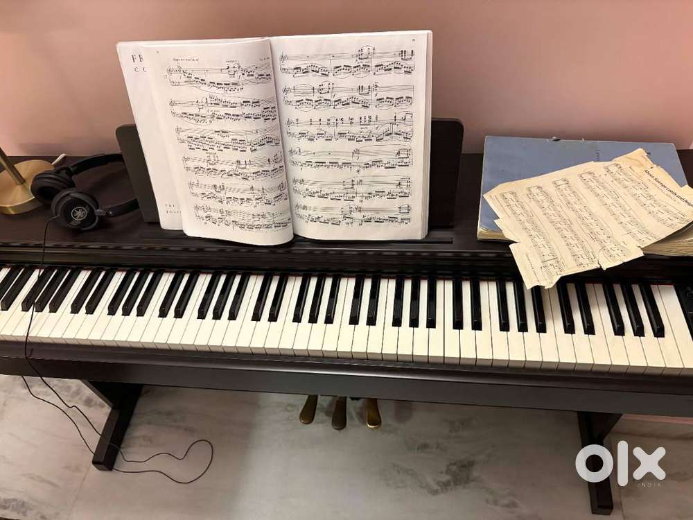 Digital Piano. Yamaha Arius YDP 143. Approximately 6 years.