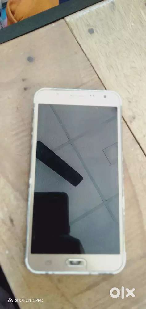 Samsung galaxy J7