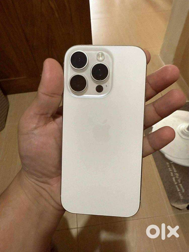 Selling iPhone 16 Pro Open Box Piece, 98% Battery with Variant 128 GB.
