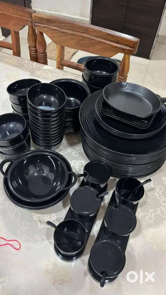 Melamine plates and bowl 62 pc mix black colour for cafe and restnt