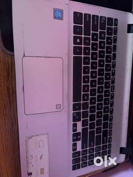 Asus x507m latop for sale @8k