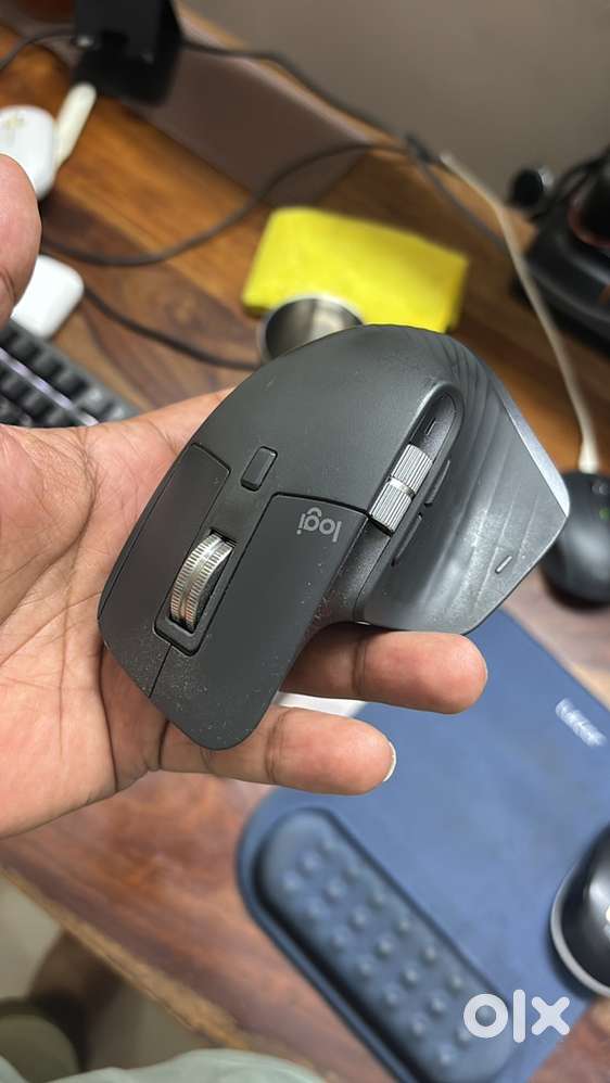 Logitech mx master 3s and SSD Enclosure