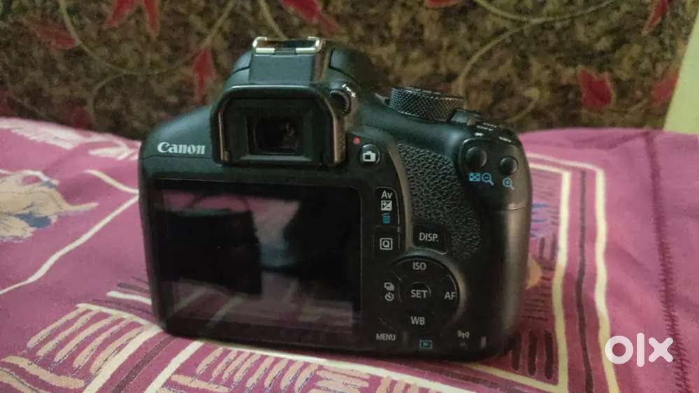 Canon EOS1300D