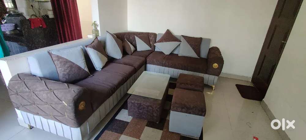 L shape sofa set  35000 me