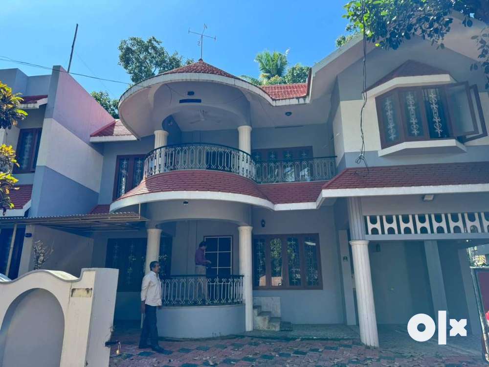 12 cent property with 6bhk house