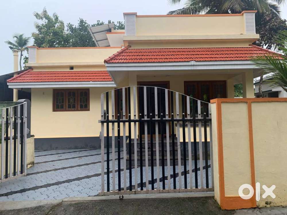 NEW INDEPENDENT HOUSE NEAR CHOTTANIKARA RAILWAY STATION FOR RENTAL