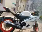 R15 v4 intensity white
