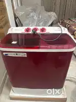 Lloyd semi automatic Washing Machine