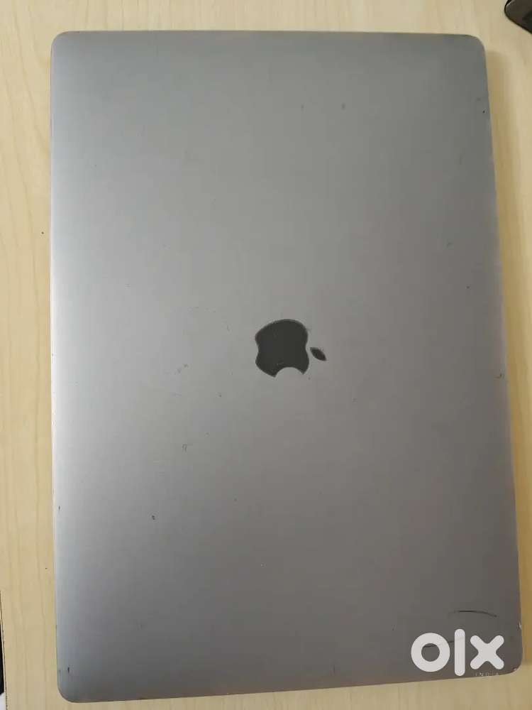 Apple Mac Book Pro 16(2019) in Excellent Condition Original Owner