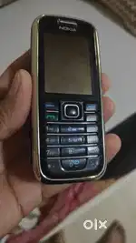 Selling nokia 6233...