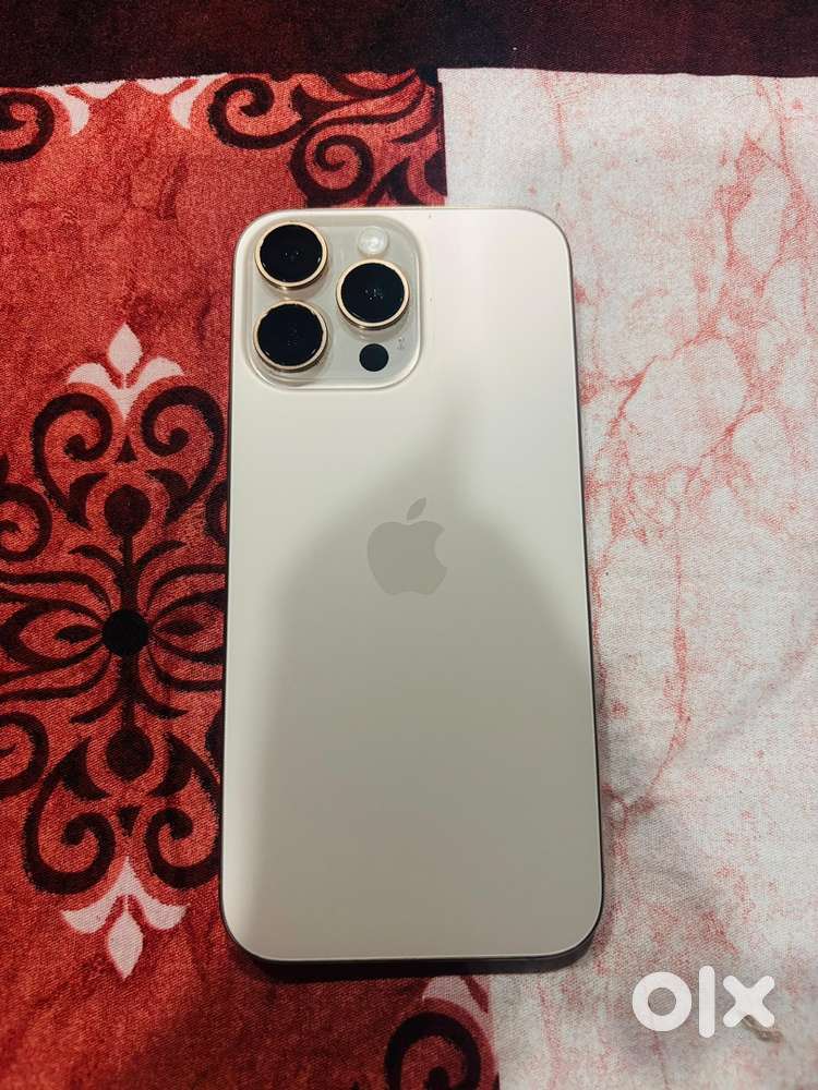 Iphone 16 pro max 256gb desert gold 1month old
