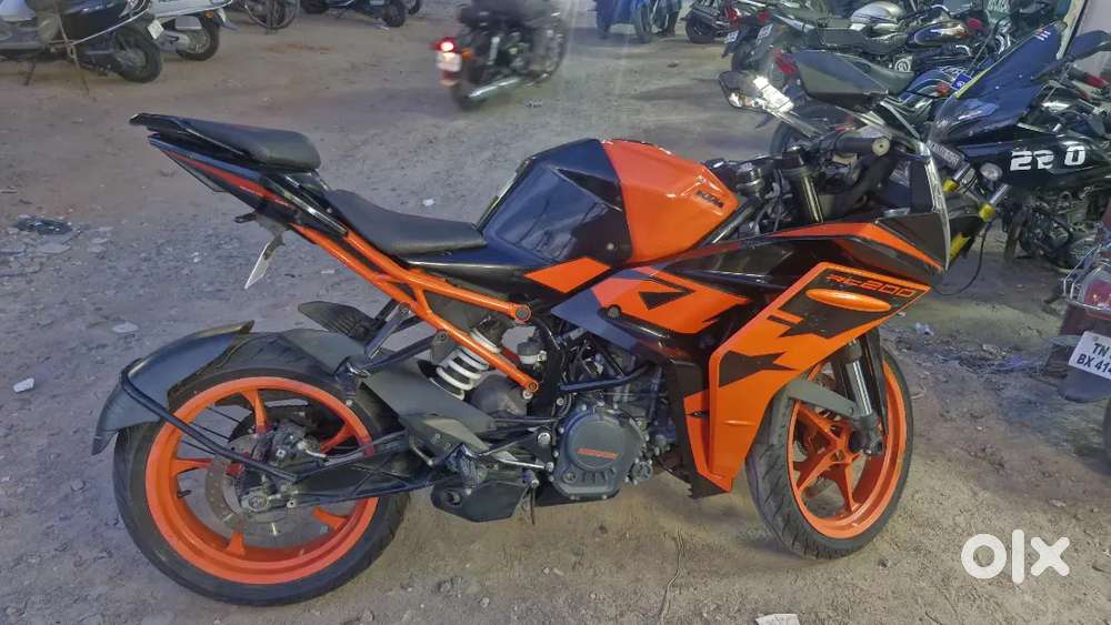 KTM RC 200,Showroom condition, 2 tyres are new