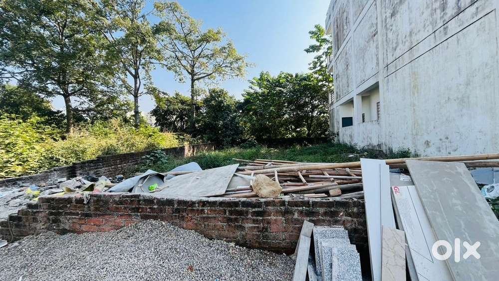 Plot for sale on 30 feet wide road near Doon Trafalghar society