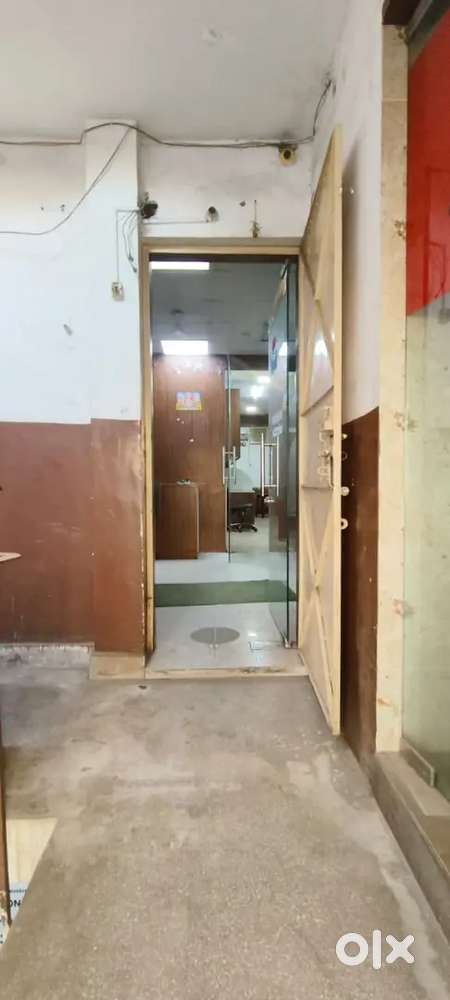 Office for sale in Laxmi Nagar