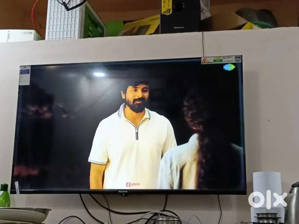 Panasonic TV 43