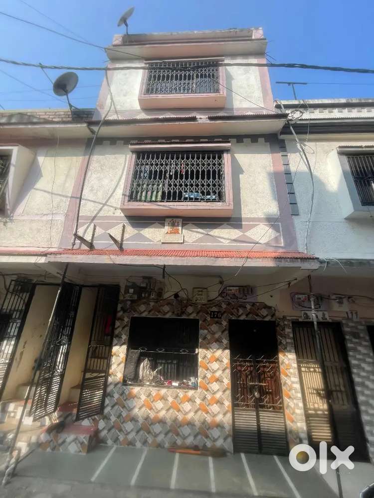 industrial Property for Sale – 13x35 Plot, G+2 Building.