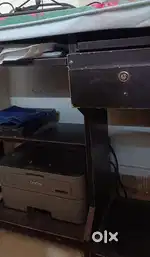 Computer table
