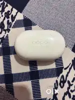 One side oppo enco buds 2