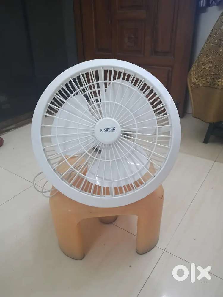 HANGING FAN