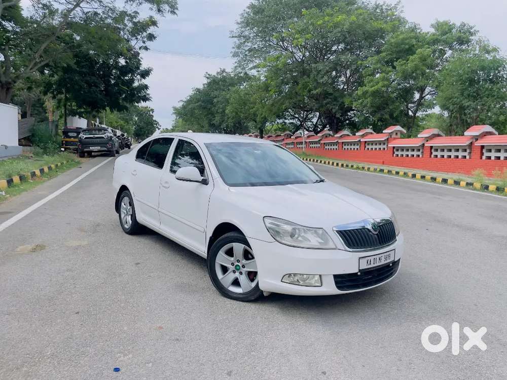 Skoda Laura Diesel A/T