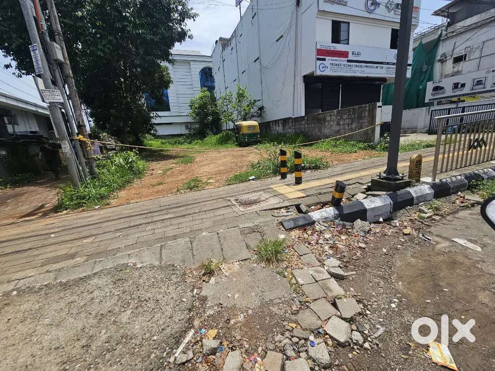 Edappally pathadipalam 8cent land for sale