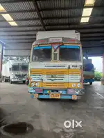 Ashok Leyland 1618 / 32Ft Container