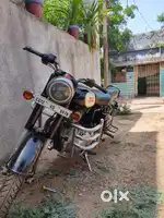 Royal Enfield classic 350 in excellent condition