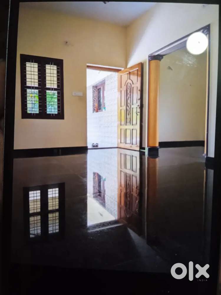 1BHK SEMI FURNISHED ROOM FOR RENT ONLY FOR VEGETARIAN
