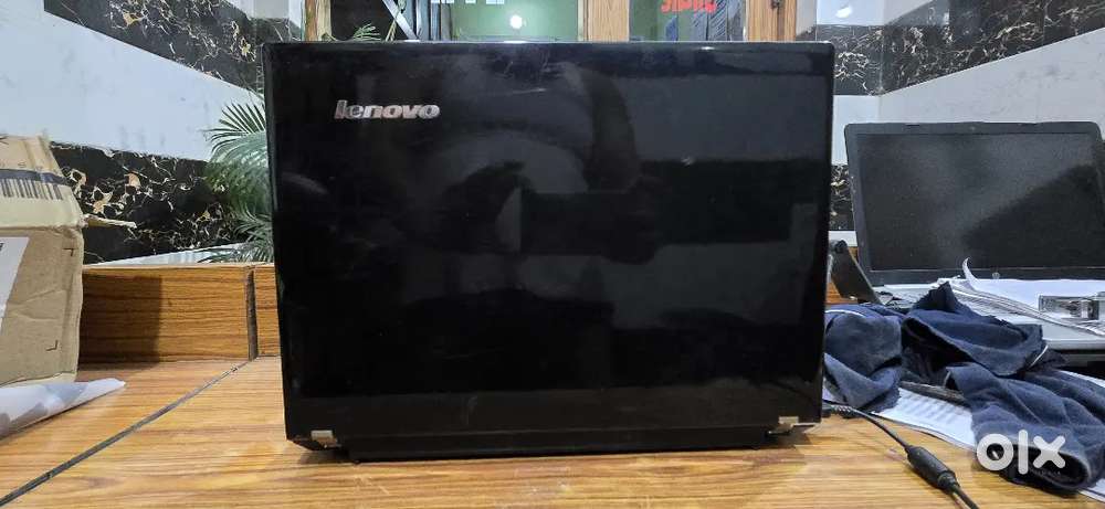 Lenovo e40 laptop
