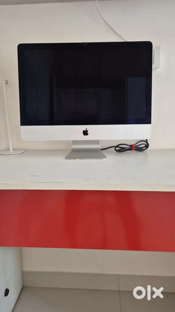 IMAC 4k retina display mint condition 2017 model
