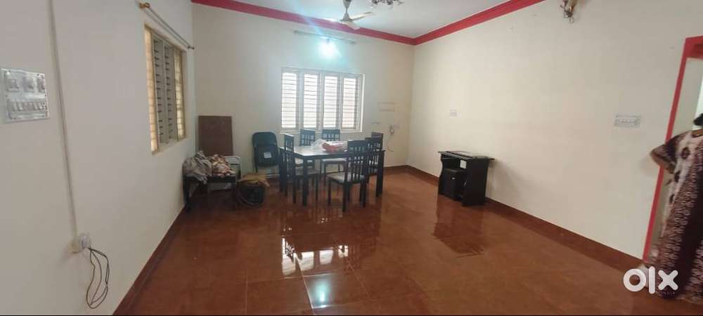 Munnekolala 3BHK House for lease