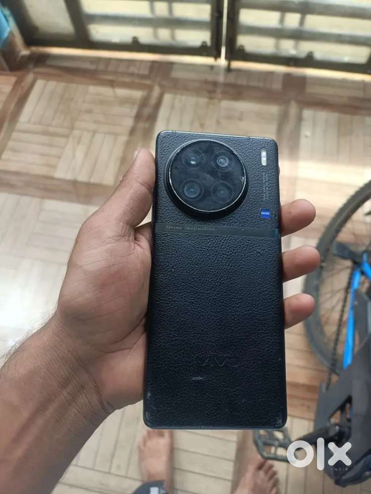 Vivo x90 pro wherles charging 12+256gb with bil Box charger