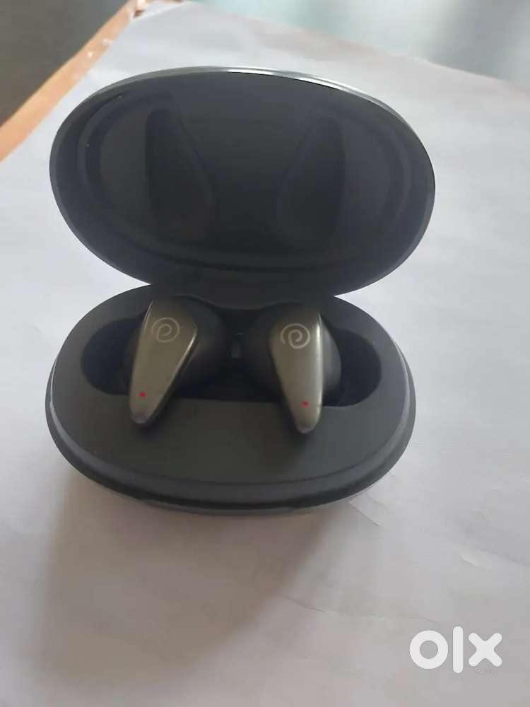 Earpods in good condition