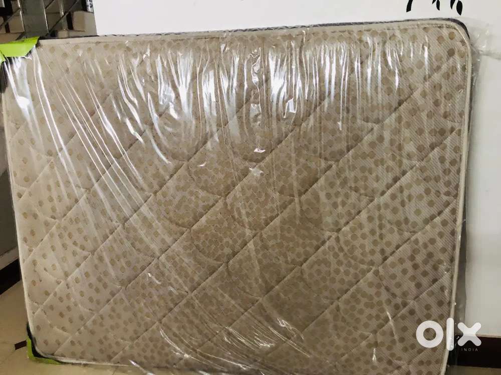 Used queen sized peps mattress