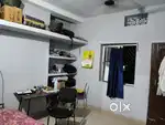 Roommate chaiye student (independent flat hai)